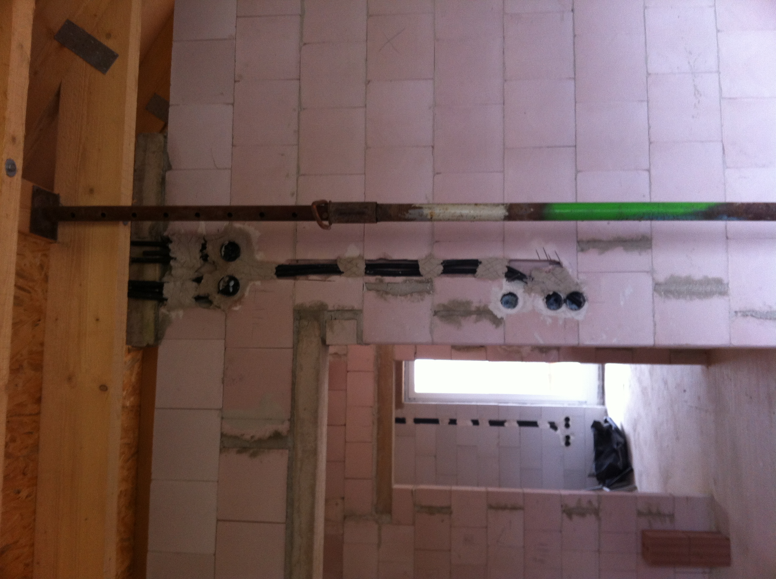 Der Keller nimmt Formen an | unser Hausbau – festgehalten im Blog